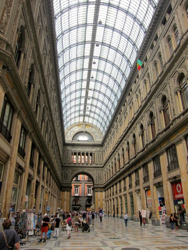 Galleria Umberto inside 2